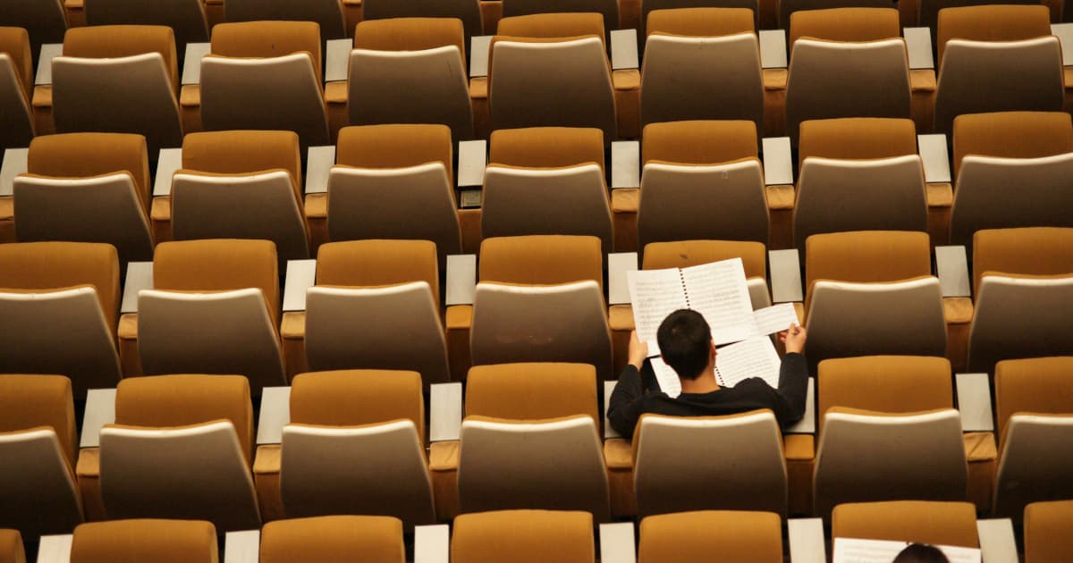 New Book 'StandardizED' Argues Schools Must Evolve for AI Era