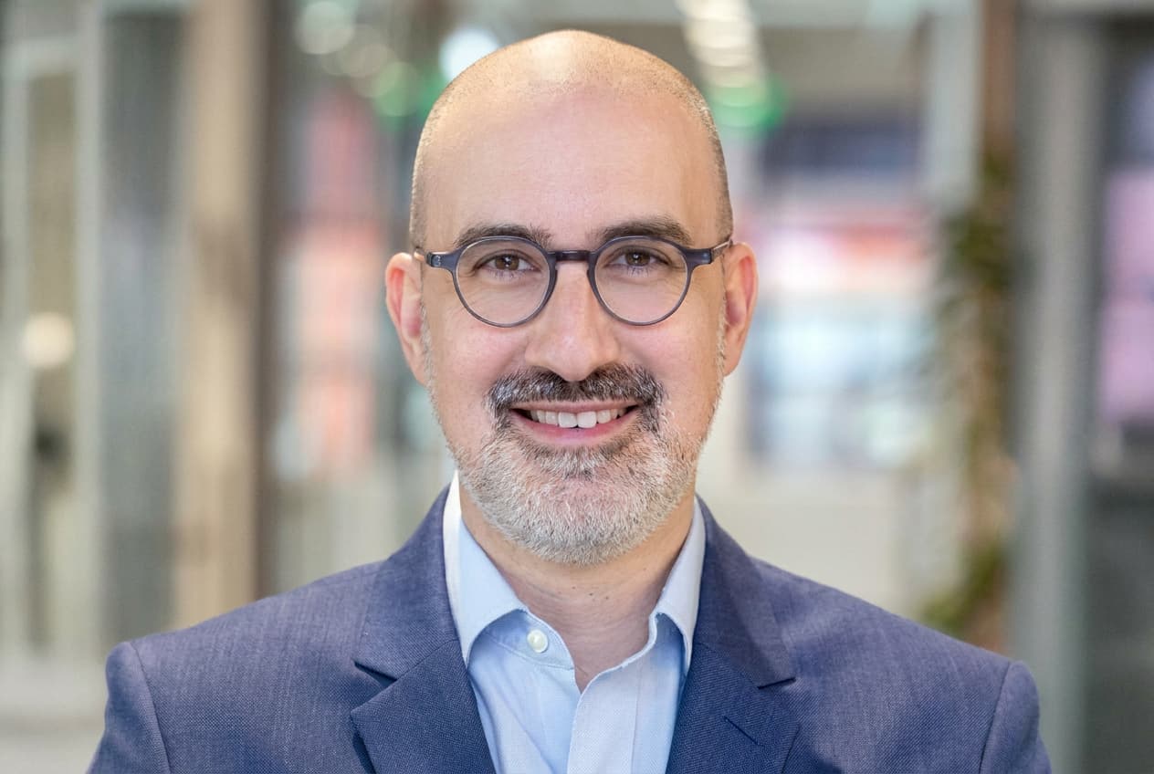 OneWall Communities CEO on AI: Let Computers Do the Data Work, Humans Do the Relationship Work