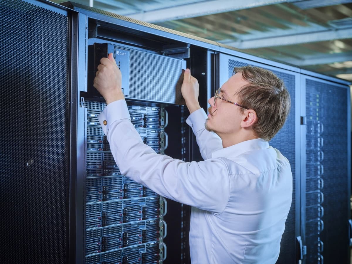 Q.ANT to Showcase Revolutionary Photonic Computing Server at ISC 2025 with Breakthrough Energy Efficiency