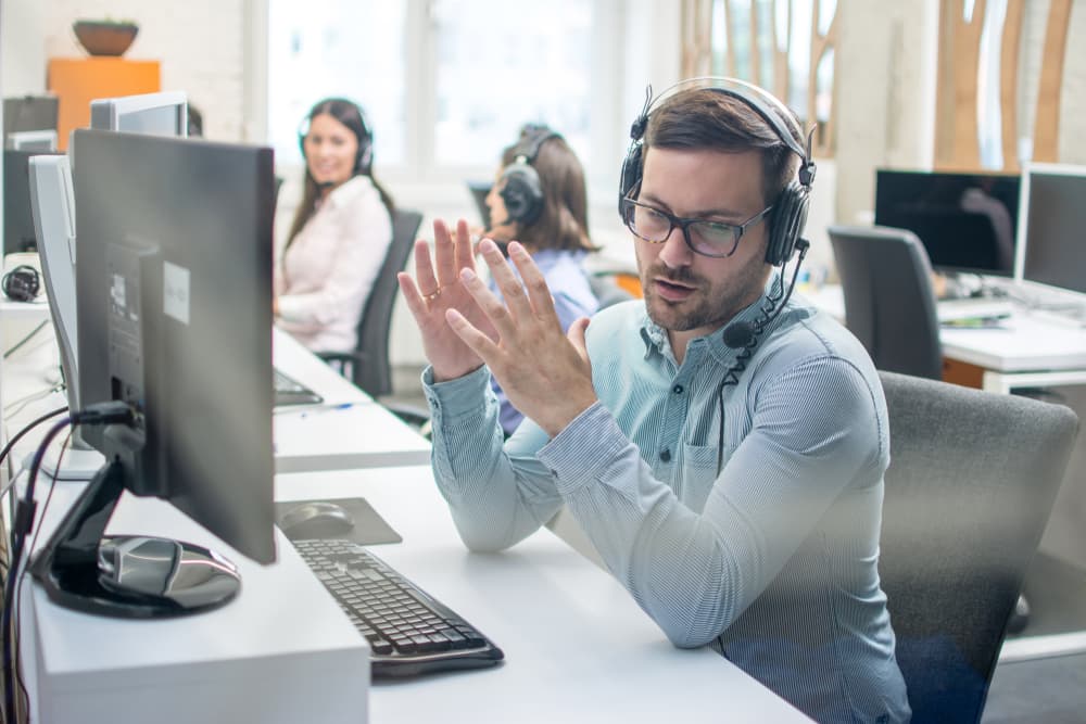 AI-Powered Call Centers Are Filtering Out Dead Leads Before Agents Waste Time on Them